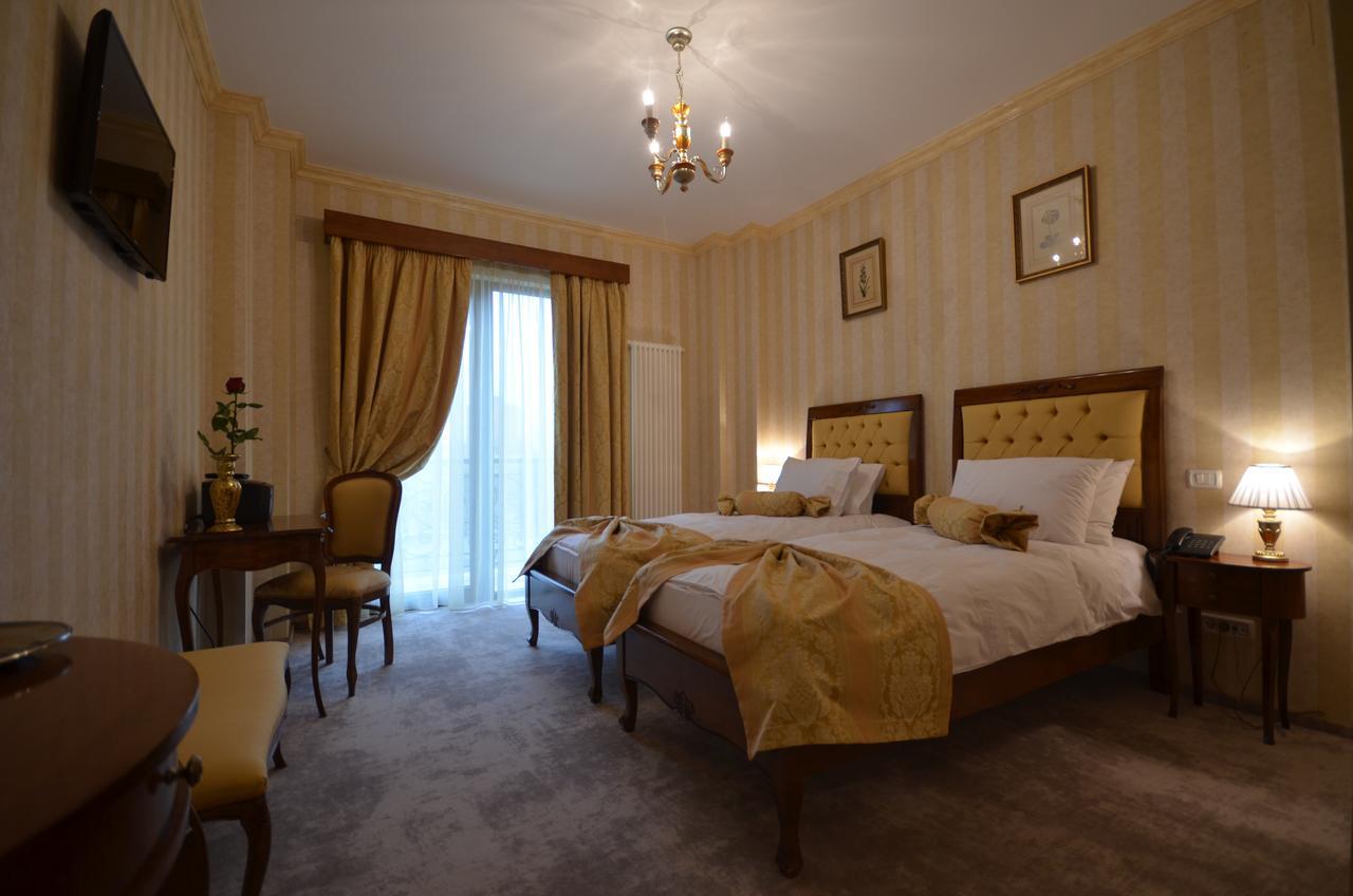 The Arlington Boutique Hotel Craiova Room photo